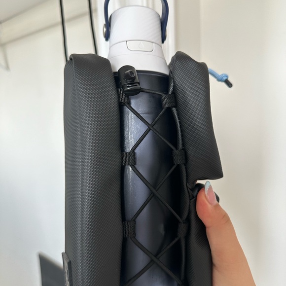 Water bottle purse holder - Picture 2 of 4